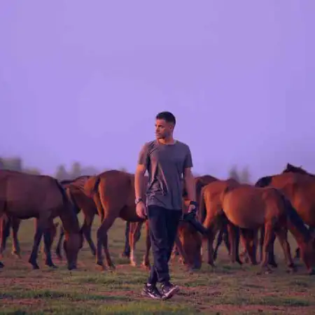 دانلود آهنگ سیروان خسروی رسم دنیا