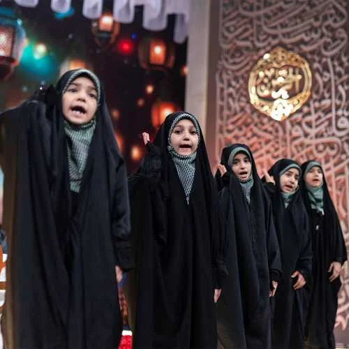 دانلود آهنگ بابامی آخه قربونت برم گروه سرود فطرس قم