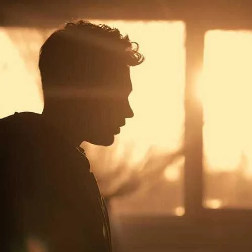 دانلود آهنگ حال دلت احوال منه درد دلت دردای منه احسان یاسین