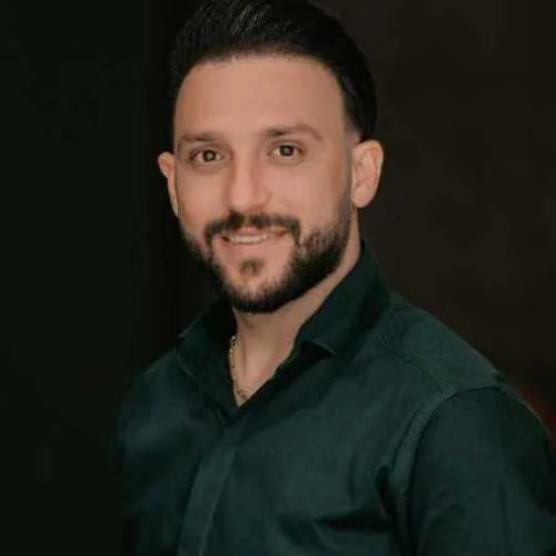 دانلود آهنگ ﻣﻦ ﻣﺎت ﭼﺸﻤﺎی ﺗﻮام وﻗﺘﻰ ﺗﻮ ﭘﺎدﺷﺎﻣﻰ مصطفی ابراهیمی