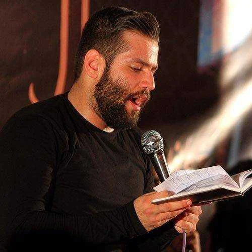 دانلود مداحی ما امت واحده ایم منم اهل لبنانم امیر برومند