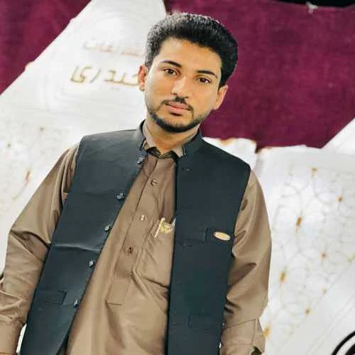 دانلود آهنگ من تئ دیوانگون یکی صنم تمنا دلا داره رامین ریگانی
